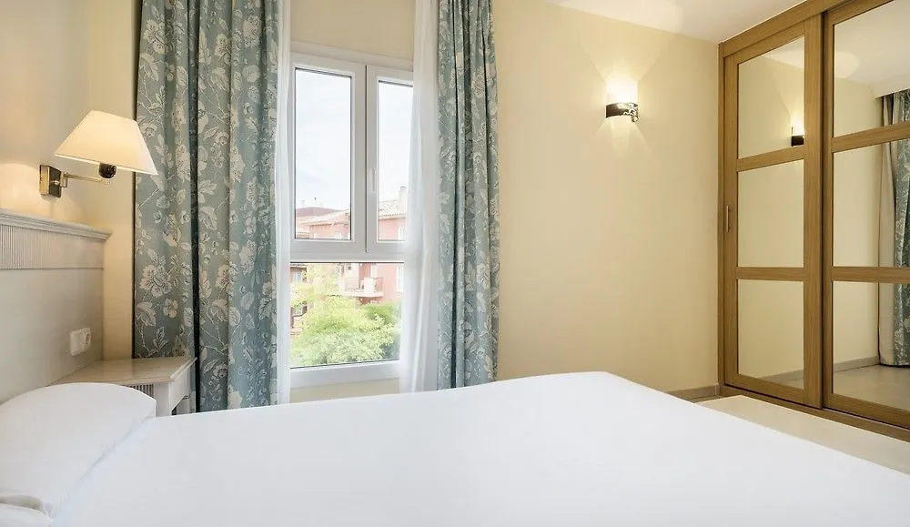Aparthotel Ilunion Sancti Petri Novo Sancti Petri 4*,